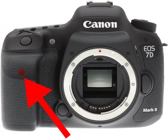 Senzor IR dálkové spouště na fotoaparátech Canon