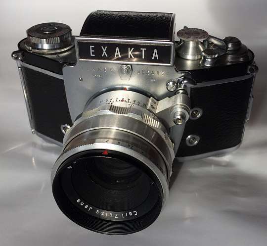 Starý fotoaparát Exakta | moje Tajemno
